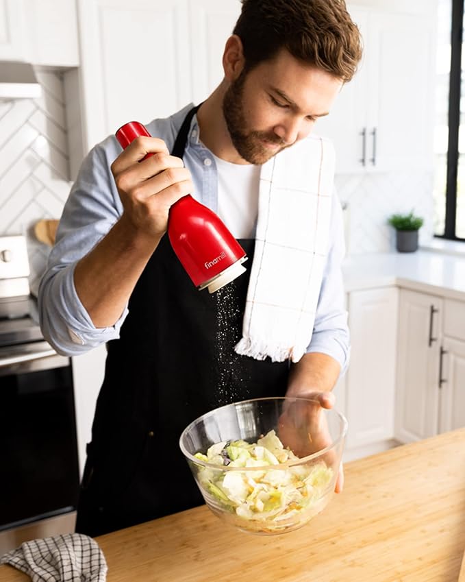 FinaMill’s Award-Winning Battery Operated Salt and Pepper Grinder Set – Adjustable Coarseness, Ceramic Grinding Elements, LED Light, 2 Quick-Change Pods – Perfect for Home Cooking and Gifting