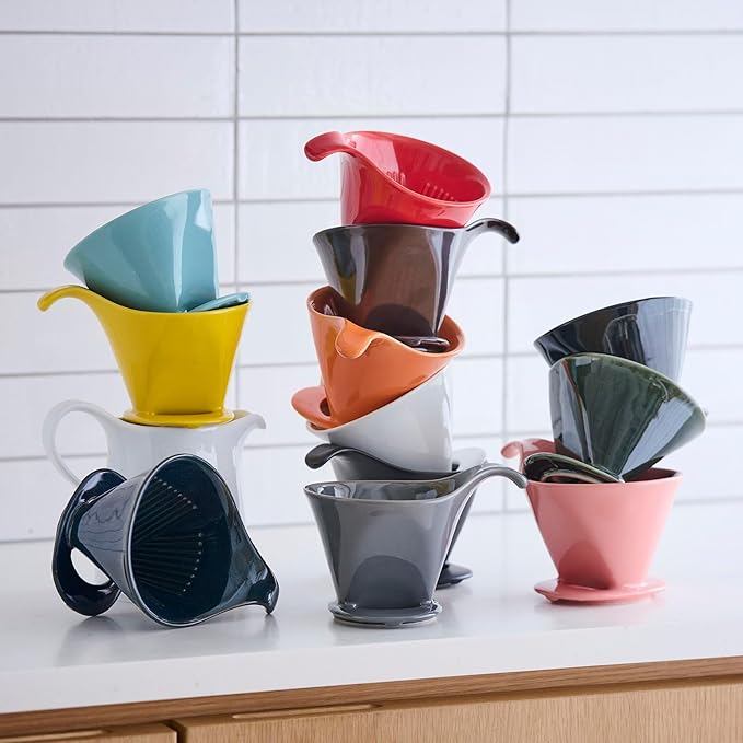 Zero Japan - Bee House Pour Over Coffee Dripper - Lead-Free & Cadmium-Free Ceramic Coffee Maker with Elegant Peek Hole, Drip Cone Brewer Coffee Gifts, Brewing Accessories - White, Standard Size