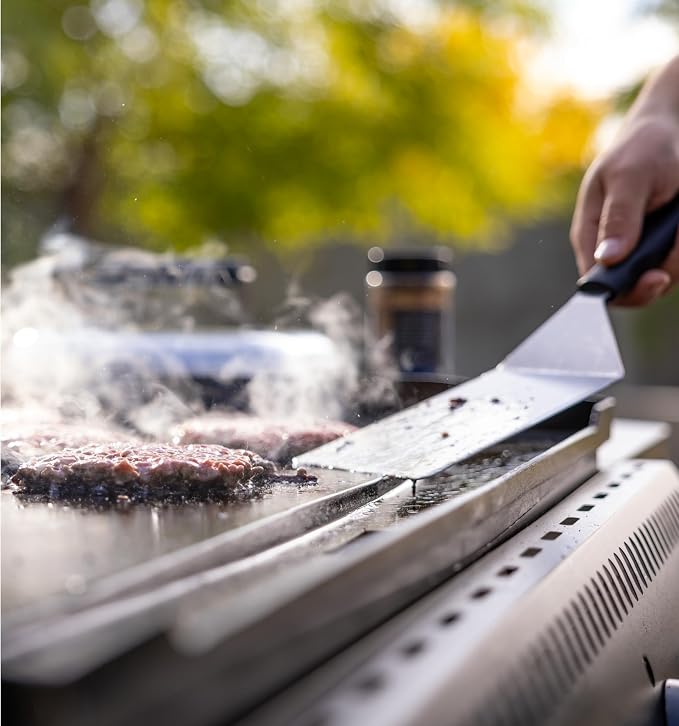 Camp Chef Smashed Burger Kit - Flat-Top Griddle Accessories Include Grill Spatula, Burger Press & Melting Dome