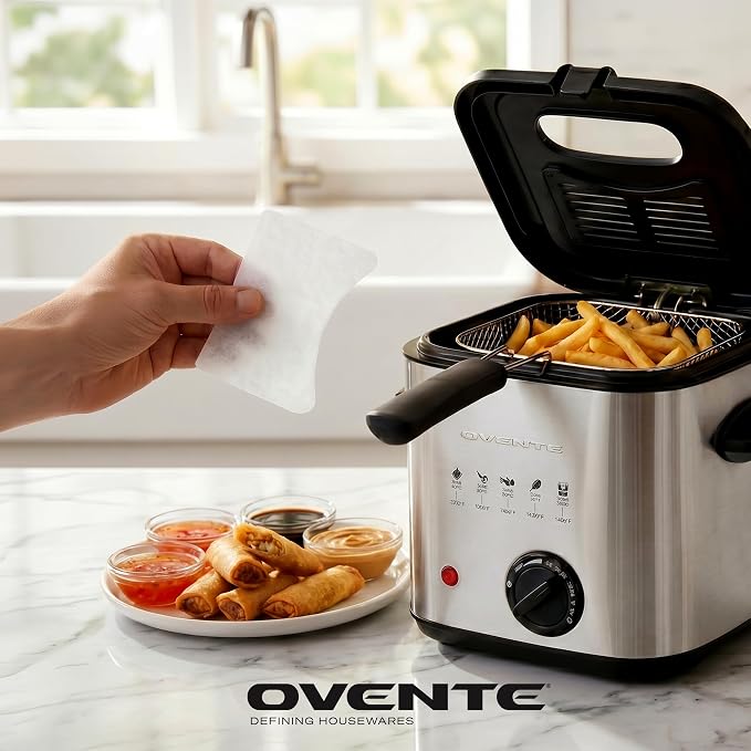 OVENTE 1.5 Liter Electric Deep Fryer FDM1501BR Charcoal and Oil Vapor Replacement Filter Set Pack of 3, White and Black ACPFDM1503