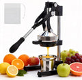 Cast Iron Juicer,Manual Juicer Hand Press,Professional Citrus Juicer,with Stainless Steel Cup,Easy to Use & Clean,Heavy Duty Stainless Steel Manual Juicer For Orange Juice,Pomegranate,Lemon(Black)