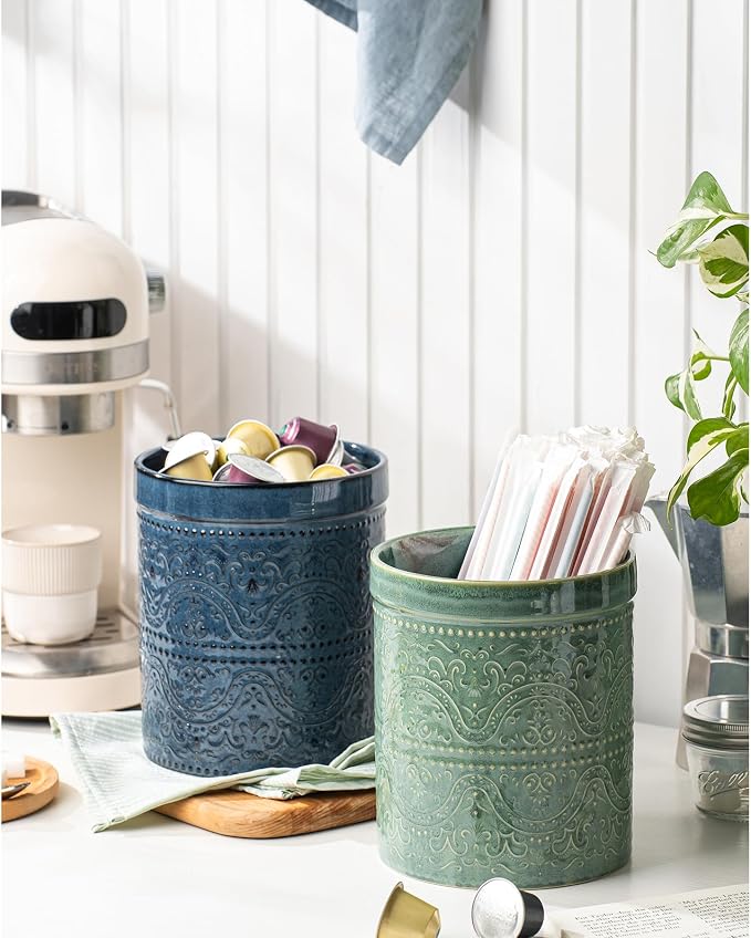 Kitchen Utensil Holder, 7 Inches Large Ceramic Utensil Holder for Countertop, Lace Emboss Cooking Utensil Crocks for Kitchen, Home Decor, Off-White, Forest Green