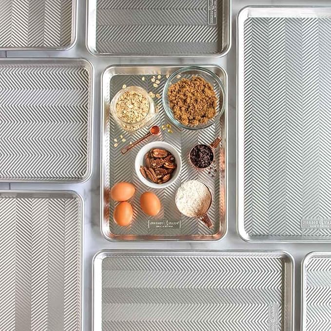 Nordic Ware Prism Baking Quarter Sheet, Natural