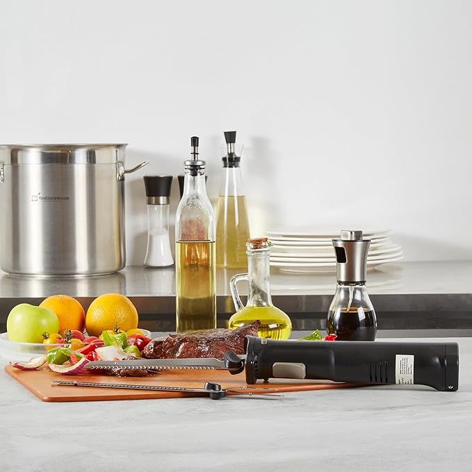 Restaurantware-Kitchen Tek Electric Knife Set, 1 Electric Knife With Motorized Handle - Includes 1 Bread And 1 Carving Tool, Ergonomic, Black Plastic Food Cutter With Stainless Steel Blades