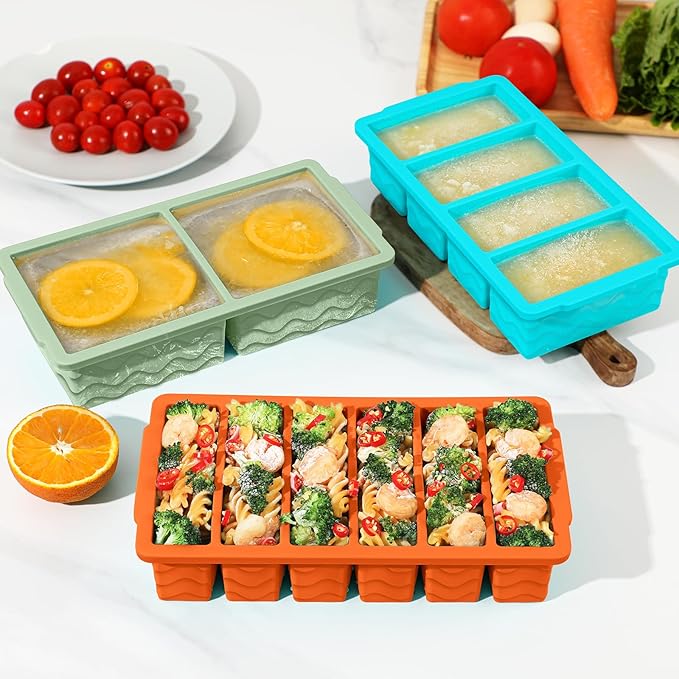 Doasuwish 3-Pack Silicone Freezer Trays with Lid,2 Large 2-Cup(500ml)&4 Medium 1-Cup(125ml)&6 Small 1/2-Cup(75ml) Soup Freezer Container Molds,Ice Cube Tray For Meal Prep&Freezing Soup,Stews,Sauces
