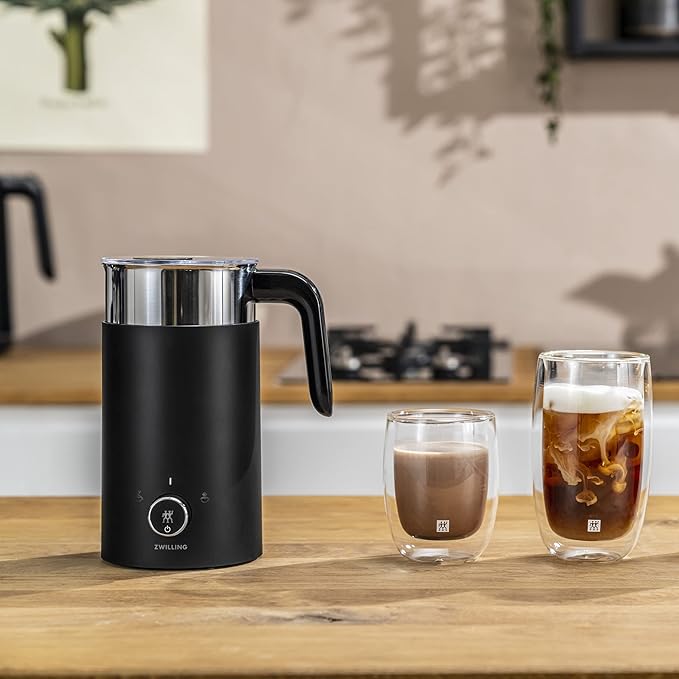 ZWILLING Enfinigy Cool Touch Milk Frother, Hot n Cold Foam Milk Frother, Cream y for Milk, Plant-based Milk - Black