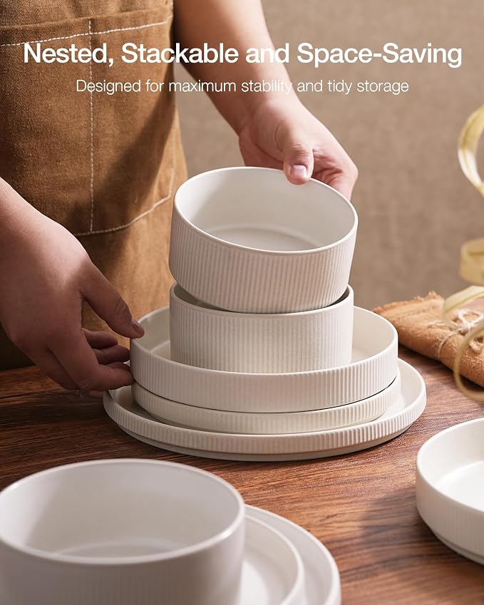 Famiware Star Plates and Bowls Sets, Modern Stoneware Dinnerware Sets for 6, 18-Piece Kitchen Dish Set - Chip and Scratch Resistant, Microwave and Dishwasher Safe Tableware, Matte White