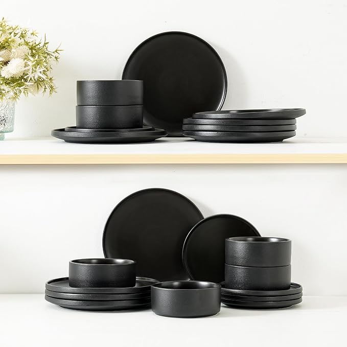 10.25 Inch Dinner Plates, Matte Black, Set of 4 | Matte Glaze Stoneware, For Steak & Pasta, Microwave Safe, Dishwasher Safe, Ceramic