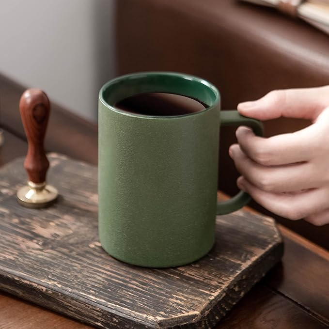 Coffee Mugs Matte Frosted Porcelain Tea Cup Home Office Restaurant Drinking Cups with Long Small Cute Coffee Spoons, Set of 2, 2 Mugs 2 Spoons, Safe for Microwave & Dishwasher, Gift Ideas, Green/Gold