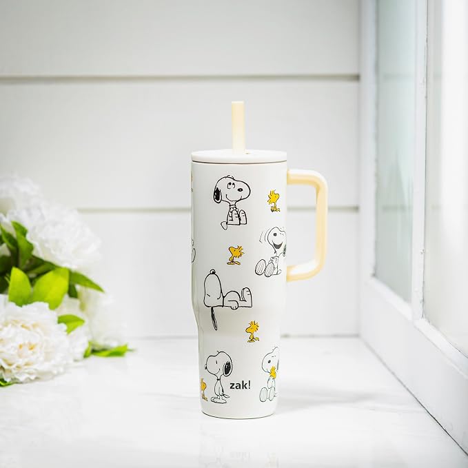Zak Designs Peanuts Sutton Travel Tumbler for On the Go, 30oz Stainless Steel with Vacuum Insulation, Silicone Straw, and Carry Handle for Cold Drinks, BPA Free (Snoopy & Woodstock)