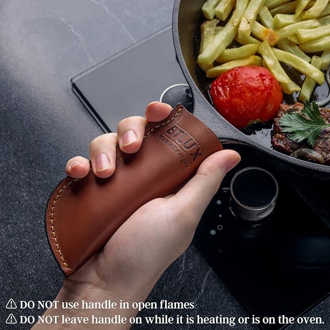 Cast Iron Care Bundle: 316 Stainless Steel 𝐓𝐫𝐢𝐩𝐥𝐞 𝐑𝐢𝐧𝐠 𝐂𝐡𝐚𝐢𝐧𝐦𝐚𝐢𝐥 Scrubber (Red) & Extra Thick Leather Handle Cover (𝐌𝐚𝐝𝐞 𝐢𝐧 𝐆𝐞𝐨𝐫𝐠𝐢𝐚) – Perfect for Pan
