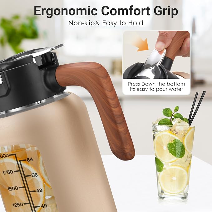84oz Glass Pitcher with Lid and Handle Borosilicate Glass Water Jug/Carafe for Hot & Cold Beverages, 2.5Liter Large Pitcher with Silicone Sleeve & Wide Mouth, Fridge Safe for Iced Tea, Coffee, Juice