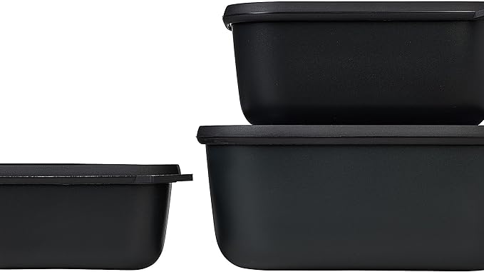 Dieses 3-teilige Vorratdosen Set enthält rechteckige Plasticboxen in den Größen von 750 ml, 1500 ml und 3000 ml. Die Cirqula luftdichte Aufbewahrungsboxen können zum Aufbewahren, Einfrieren und Aufwärmen von Lebensmitteln verwendet werden. Aufgrund ihr...