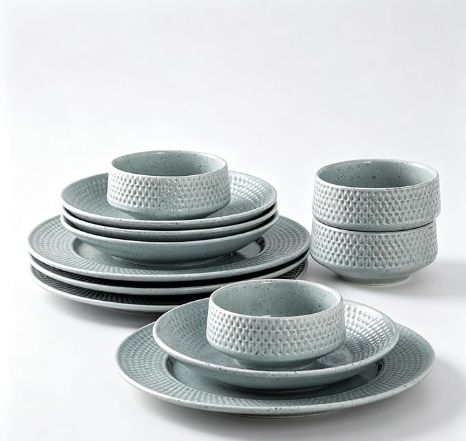 4-piece set, ceramic, embossed B design plate and bowl set, microwave and dishwasher tableware set, shatterproof and scratch resistant dinner set, irregular edge design, white