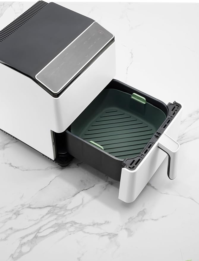 Lékué Air Fryer Basket - X Large - 100% Platinum Silicone Baking Pan for Air Frying, Fits in Draw Tray, Flexible Corners, Pull-up Handles for Easy Removal, Flat Bottom with Drainage Grooves