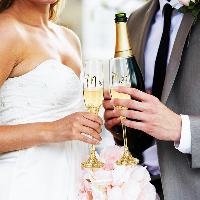 6 PCS Wedding Cake Knife and Champagne Flutes Server Set with Fork Mr and Mrs Champaign Flutes, Bride and Groom Champagne Glasses Crystal Rhinestone Wedding Toasting Glasses Parties