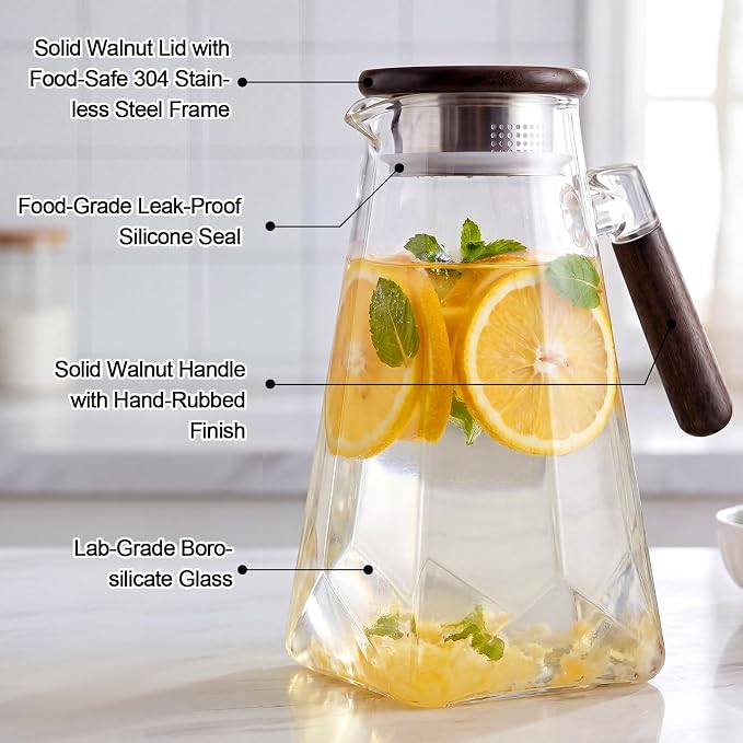 60 oz 1.8l Glass Pitcher with Lid, Borosilicate Glass Carafe with Solid Walnut Handle, Spout, Heat-resistant Beverage Jug for Iced Tea, Lemonade, Cold Brew, Fridge Safe(Clear)