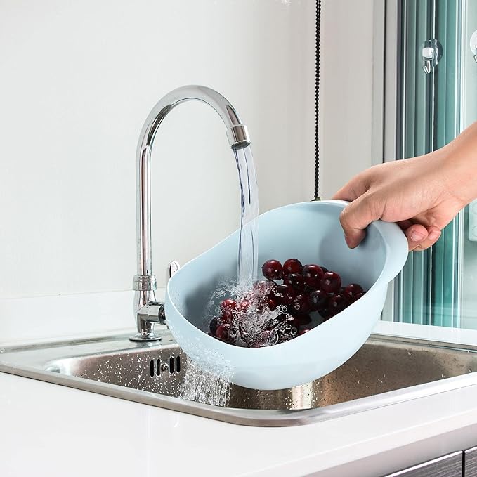 uxcell 3pcs Rice Sieve Plastic Colander Kitchen Drain Basket with Handles Rice Bowl Strainer Basket Home Kitchen Gadget, Wash Rice Basket-Blue/Green/Pink