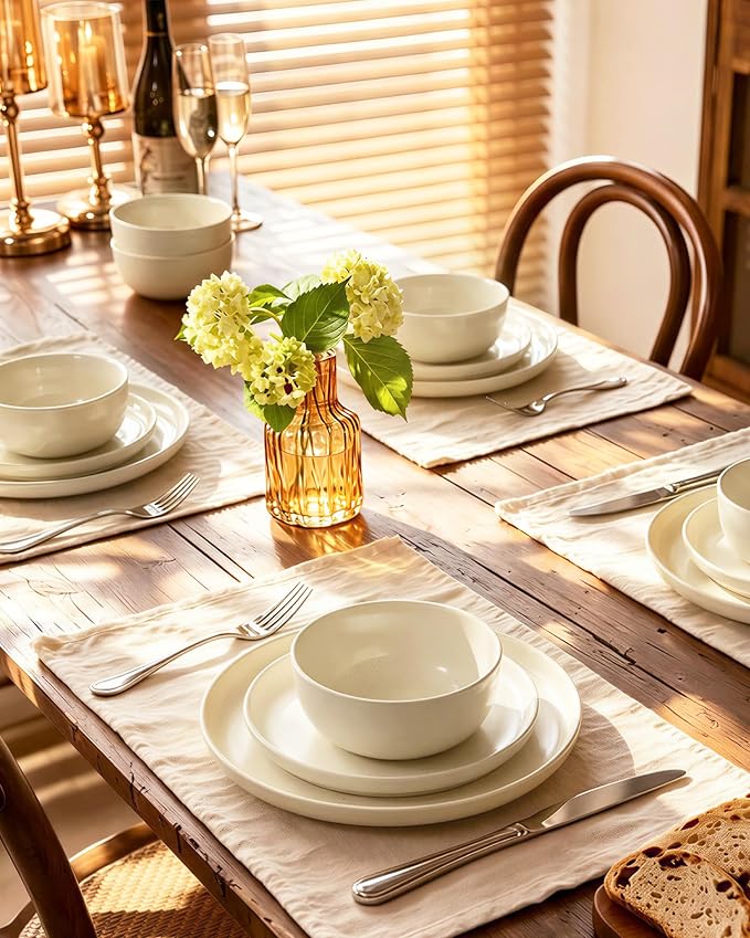 Famiware Milkyway Stoneware Dinnerware Set, 18-Piece, Plates and Bowls for Everyday & Formal Dining, Service for 6, Microwave and Dishwasher Safe, Scratch-Resistant, Almond Milk