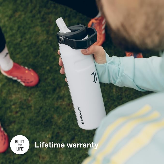 Stanley 1913 Flip Straw Sports Water Bottle 0.7L - Juventus | 10 Hours Cold - 3 Days Iced - BPA-Free - Leak Resistant - Dishwasher Safe - Fits Cup Holder