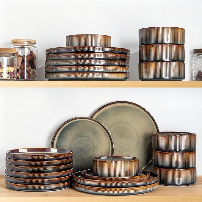 TheTerra Ceramic Dinnerware Sets for 8, 24 Pieces Porcelain Lightweight Speckled Plates and Bowls Sets, Scratch Resistant Dish Set, Oven & Microwave & Dishwasher Safe, Brown