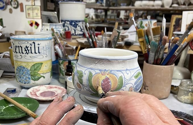 thatsArte - Hand-Painted Italian Ceramic Olive Oil Dispenser Bottle With Stainless Steel Spout - Venezia Oil Pourer by Rampini, Handmade in Gubbio, Made in Italy Cruet