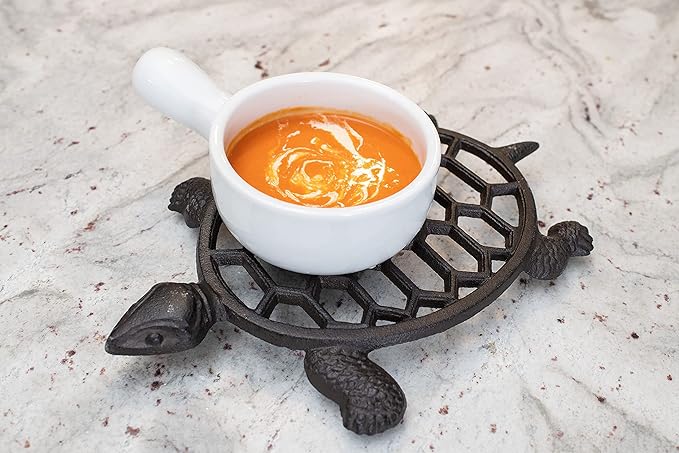 GASARÉ, Cast Iron Trivet for Hot Dishes, Pots, and Pans, Metal Trivet, Sea Turtle Design, Rubber Feet Caps, Ring Hanger, 11.5 x 8 Inches, Brown, 1 Unit