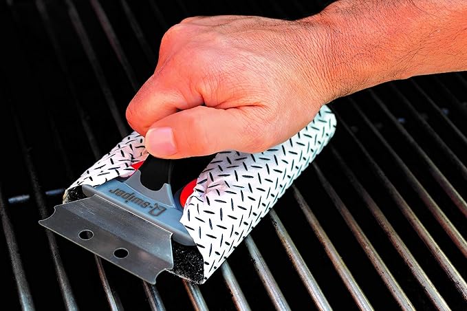 Proud Grill Q-Swiper Grill Cleaner Set - Bristle & Wire-Free Brush with Scraper & 80 Moist Wipes - BBQ Smoker Cleaner Kit, Safe for Outdoor Griddle Grates, Grease & Grime Remover, BBQ Gift for Mom