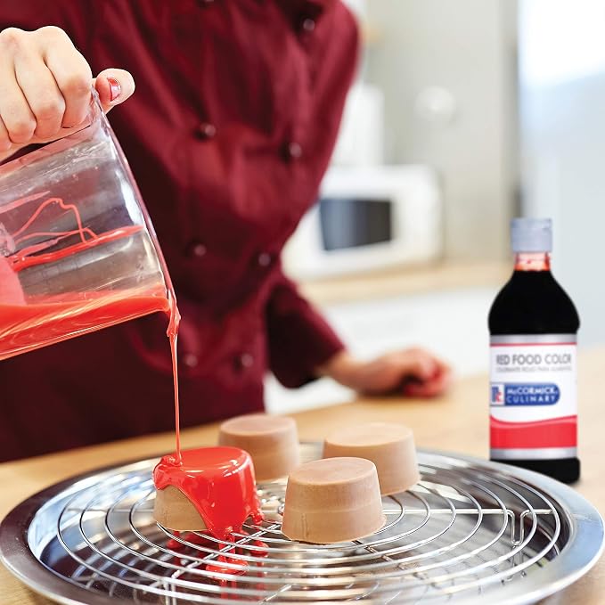 McCormick Culinary Red Food Coloring, 16 fl oz (Pack of 6) - Six 16 Fluid Ounce Bottles of Red Food Coloring Liquid for Adding Rich Color to Cakes, Cookies, Icings, and More