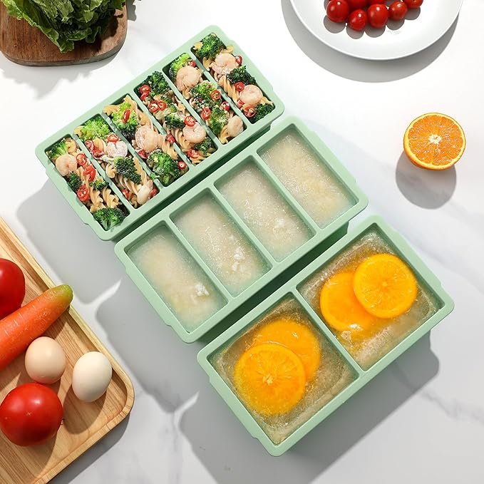 Doasuwish 3-Pack Silicone Freezer Trays with Lid,2 Large 2-Cup(500ml)&4 Medium 1-Cup(125ml)&6 Small 1/2-Cup(75ml) Soup Freezer Container Molds,Ice Cube Tray For Meal Prep&Freezing Soup,Stews,Sauces