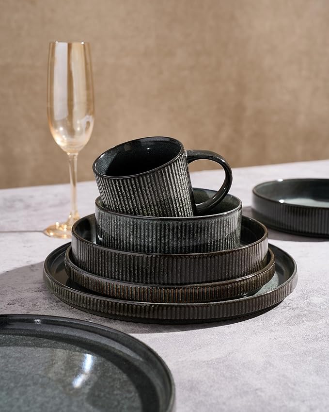 Famiware Star 24-Piece Stoneware Dinnerware Sets, Service for 6 - Reactive Glaze Mugs, Plates and Bowls, Dishes for Everyday/Formal Use, Chip/Scratch Resistant, Microwave/Dishwasher Safe, Deep Forest
