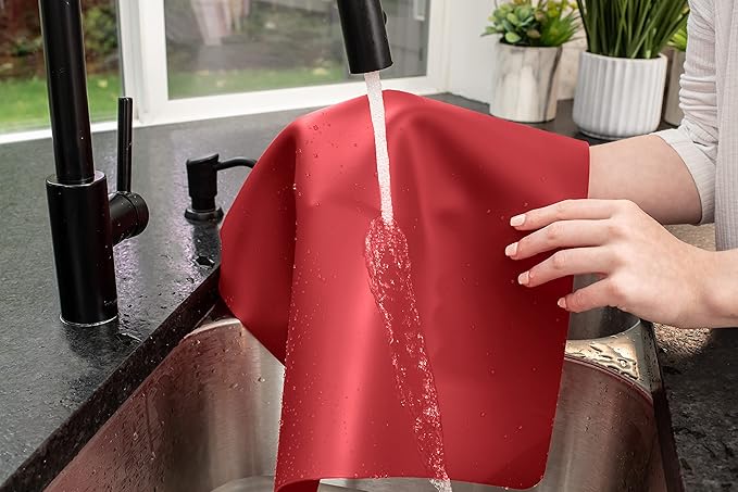 GASARÉ, Extra Large, Thick, Silicone Mat for Kitchen Counter, Heat Resistant Mat, Countertop Protector, Non-Slip, Easy to Clean, Cuttable, 25 x 17 Inches, Red