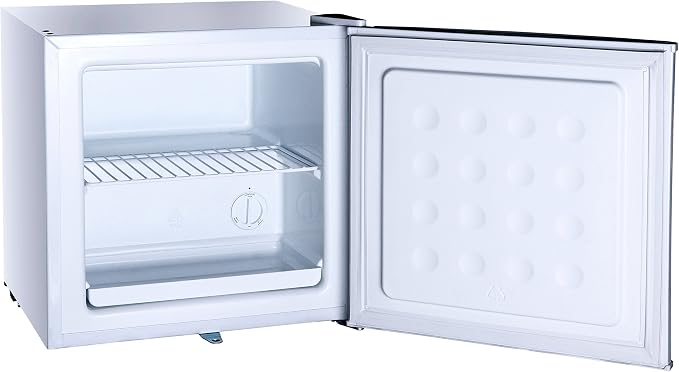 UF-114WA: 1.1 cu.ft. Upright Freezer in White – Energy Star