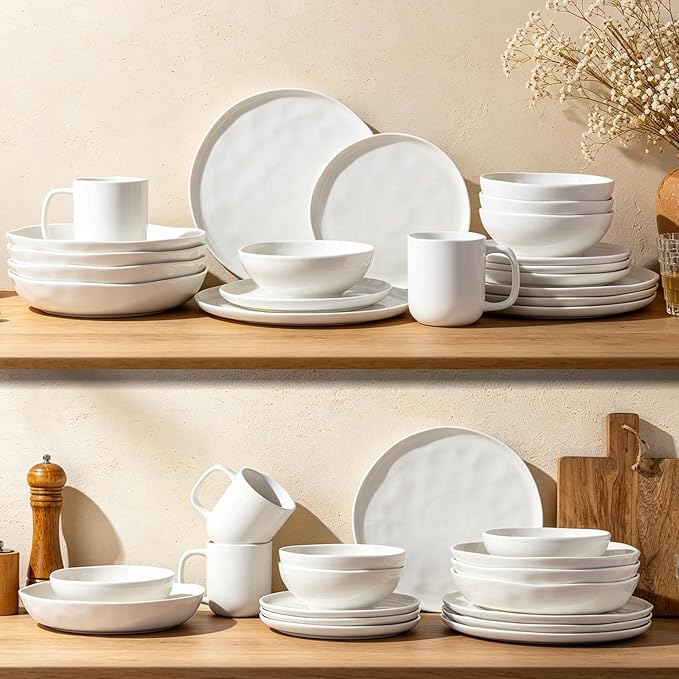 LERATIO Ceramic Dinnerware Sets for 4,Porcelain Plates and Bowls Sets with Wavy Edge,Microwave & Dishwasher & Oven Safe,Light Weight & Scratch Resistant Dishes Sets