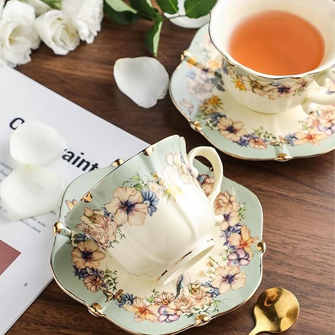 TATSUMI Country Roses Bone China Tea Cup and Saucer Set, 3 Pieces, Vintage Style, For Women and Tea Parties(Dutch Blue,1 Set)