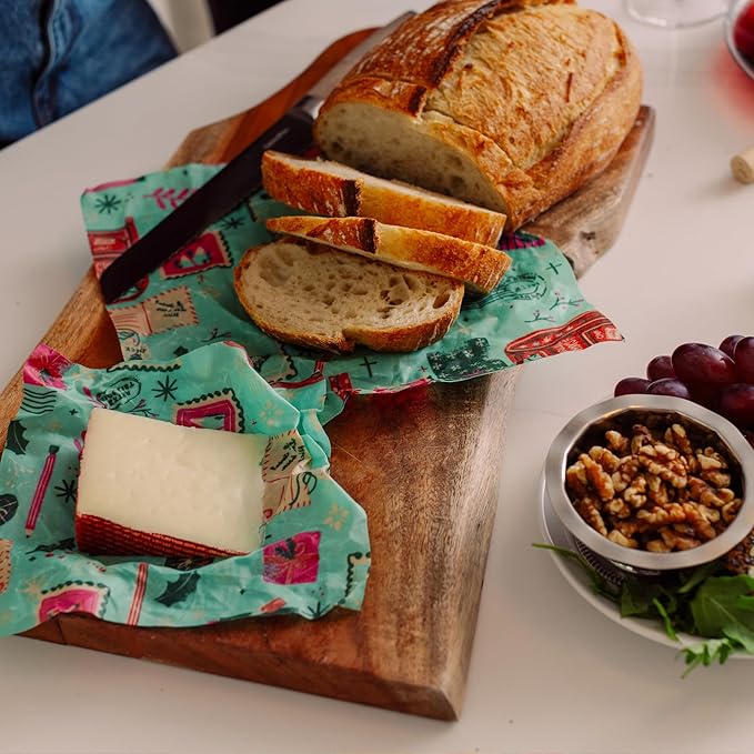 Bee's Wrap Beeswax Wraps for Bread - Beeswax Bread Wrap for Sourdough & Bread Storage - Plastic Free Made in USA Reusable Natural Food Wrap - Seasons Greetings