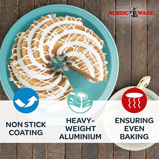 Nordic Ware Heritage Bundt, 10 Cup, Silver