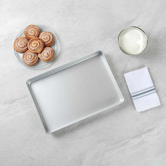Restaurantware-Met Lux 18 x 12 x 2 Inch Straight-Sided Baking Tins, 12 Rectangular Cake Pans - Oven-Ready, Freezable, Anodized Aluminum Baking Sheet Cake Pans, Greaseproof, For Birthday Cakes