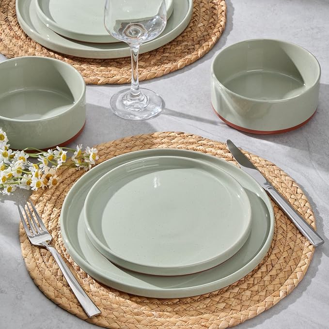 LIANYU 18 Pieces Porcelain Dinnerware Sets, Premium Plates and Bowls Set, High-Fired Ceramic Dishes Set for 6, Chip & Scratch Resistant, Microwave Dishwasher Safe, Laurel Green