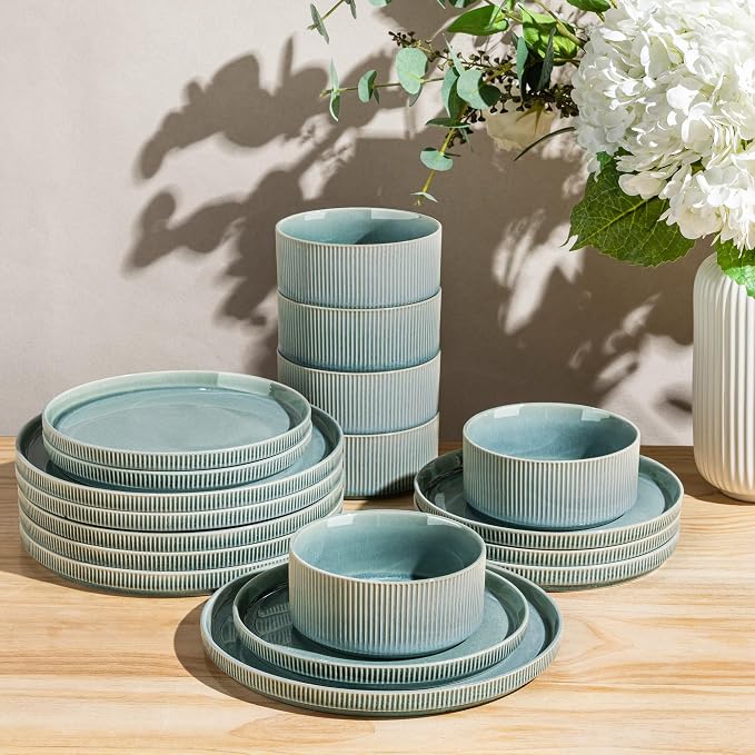 GBHOME 12-Piece Stoneware Dinnerware Set for 4 – Ribbed Ceramic Plates and Bowls, Scratch-Resistant, Microwave & Dishwasher Safe, Reactive Glaze, Malachite Green