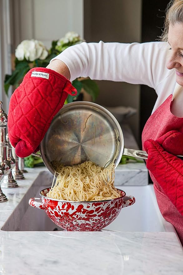 Golden Rabbit Enamelware Large Colander, 5 quart, Red Swirl