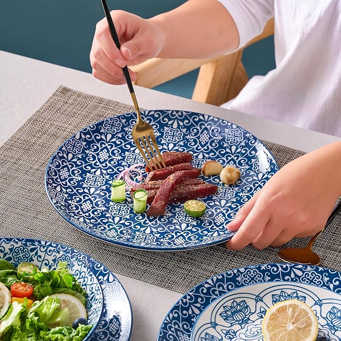 Bestone Porcelain Dinnerware Sets Service for 4, 12 pcs Hand drawn Plates and Bowls Sets, Handmade Ceramic Dish Set, Chip Resistant Modern Plate Set, Dishwasher/Microwave Safe，Vintage Blue