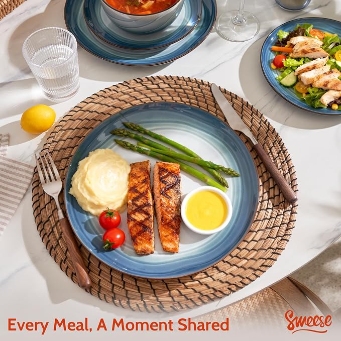 Sweese Porcelain Dinnerware Sets for 6, 18 Pieces Plates and Bowls Sets, Handcrafted Minimalist Dinner Set, Chip and Scratch Resistant Dish Set, Dishwasher & Microwave Safe, Ocean Blue