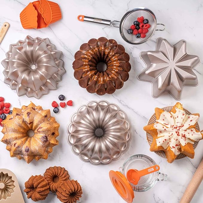 Baker's Secret for Fluted Cake Pan, Fluted Cake Pans, Perfect for Fluted Cakes, Die Cast Aluminum Cake Pans, 2 Layers Non-stick Coating, Cake Pan - Cast Aluminum Collection (Fountain)