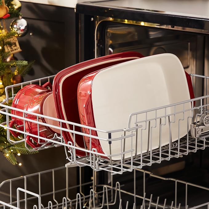 Lareina Large Ceramic Casserole Dish with Lid, 4.0 Quart Covered Rectangular Stoneware Baking Dishes for Oven, Deep 9x13 Inch Lasagna Pans for Baking and Serving, Perfect for Christmas, Red