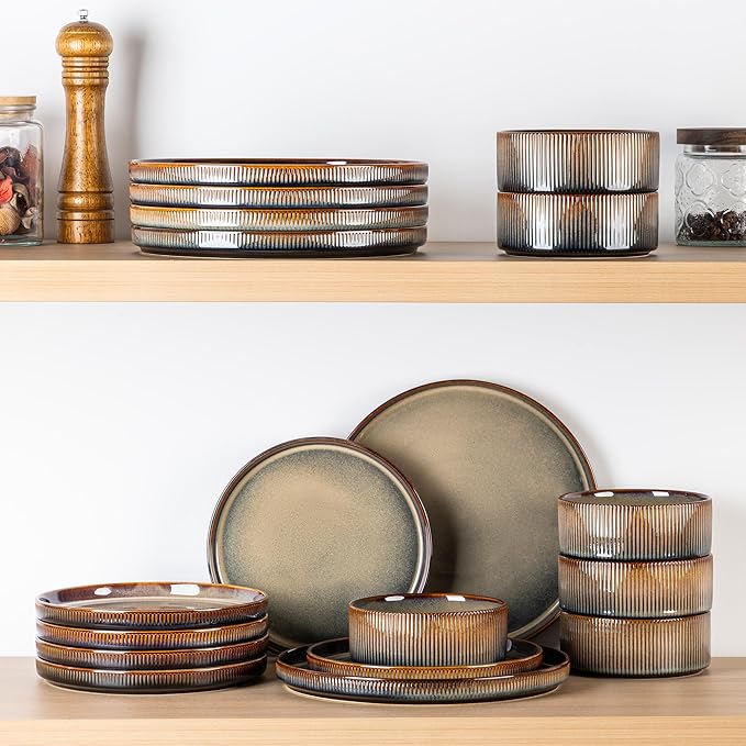TheTerra Ceramic Dinnerware Sets for 4, 12 Pieces Porcelain Lightweight Speckled Plates and Bowls Sets, Scratch Resistant Dish Set, Oven & Microwave & Dishwasher Safe, Brown