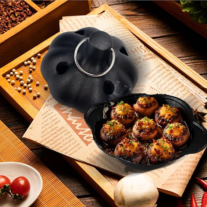 Cast Iron Garlic Roaster with Handle, Mini Cast Iron Smoker, Garlic Roaster for Oven, Used in the Kitchen Oven or Outdoors on a BBQ Grill Stove