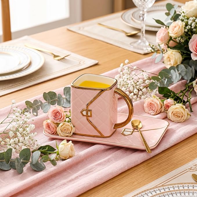 Zubebe 1 Set Coffee Mug Elegant Handbag Shaped Cup Modern Ceramic Purse Mug with Spoon and Saucer, 10oz Cute Creative Tea Cup for Woman Girls Gift (Pink)