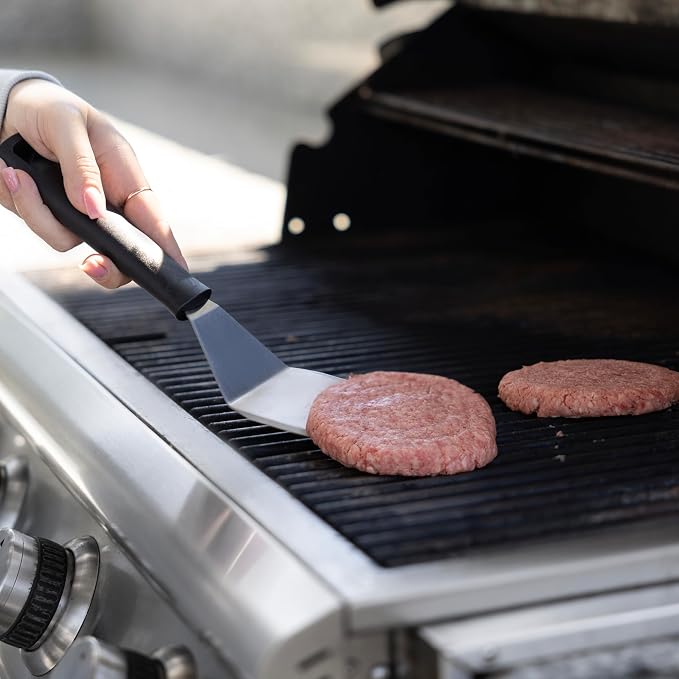 Outset Smash Burger Press Kit, Includes Cast Iron Press, Patty Paper, Spatula and Seasoning Shaker