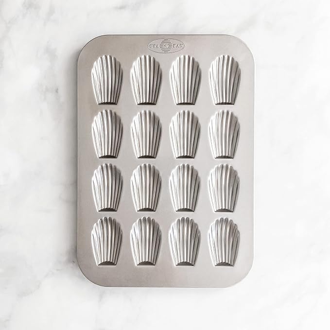 USA Pan Bakeware Nonstick Madeleine Pan, 16 Well